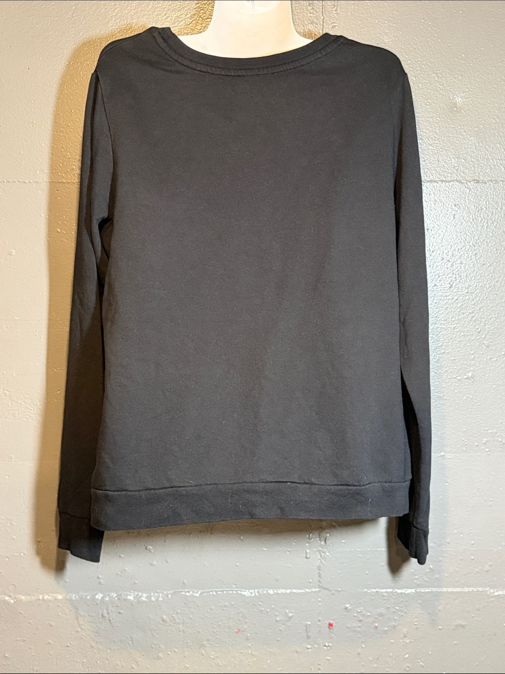 Holiday Time Black Crewneck Sweater with Santa ‘Believe’ Graphic - Picture 2 of 8